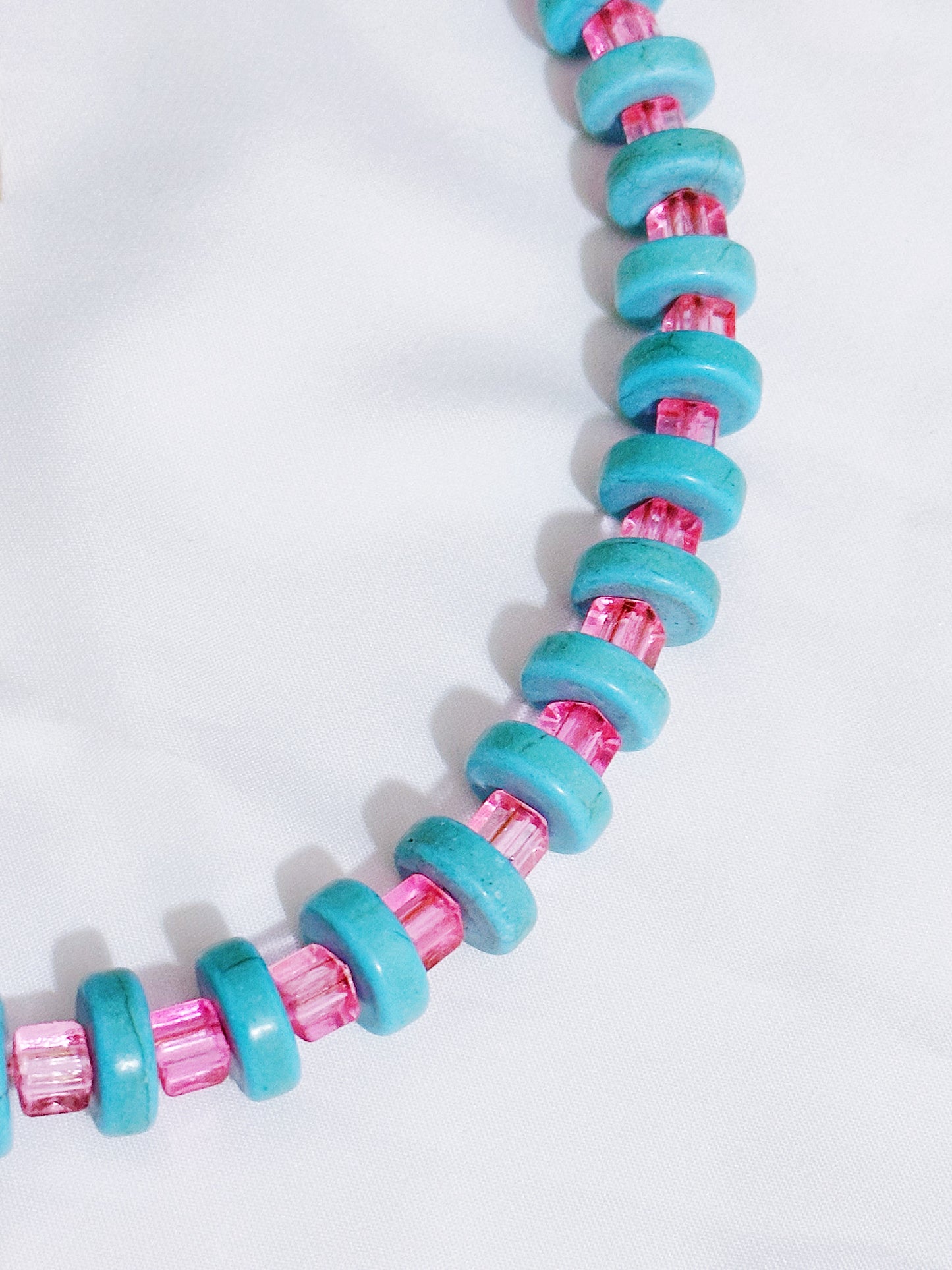 Howlita Necklace