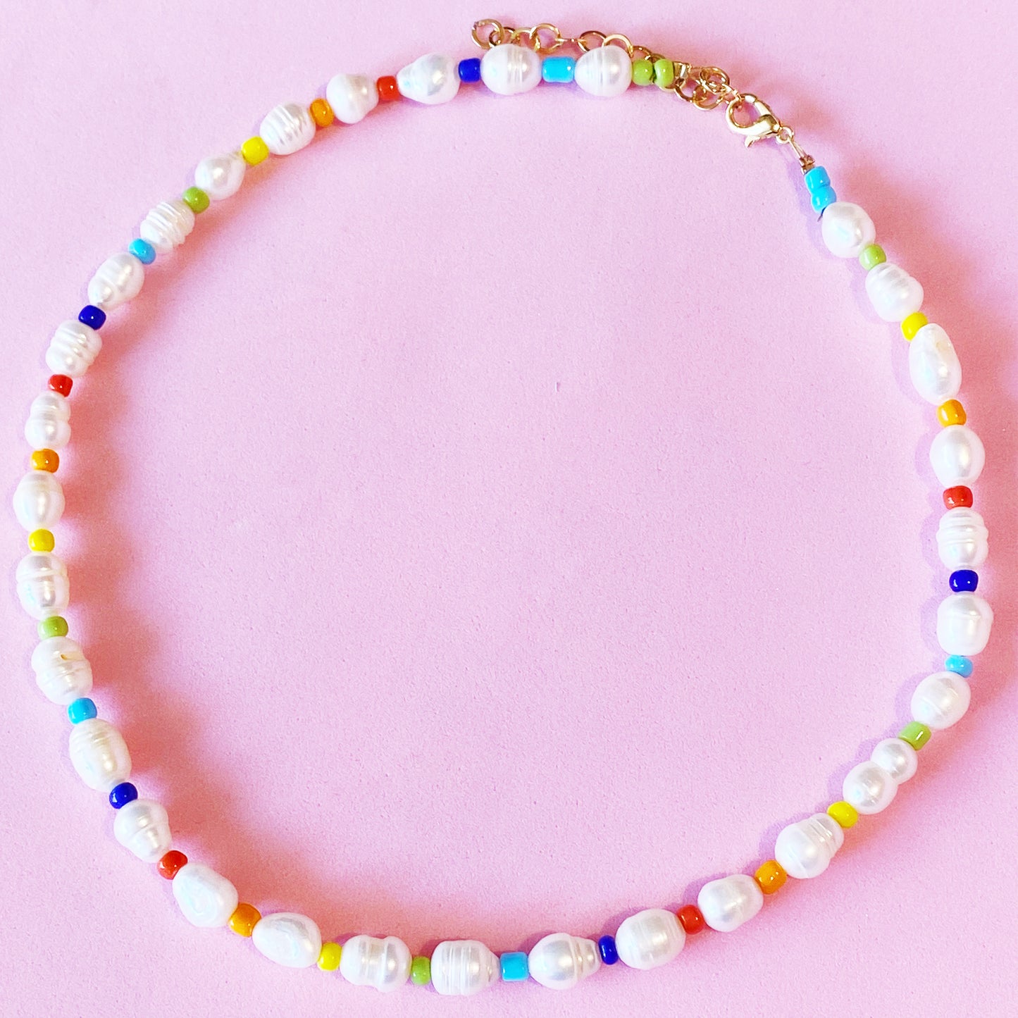 Freshwater Pearls Color Necklace con o sin inicial - ROCKmint