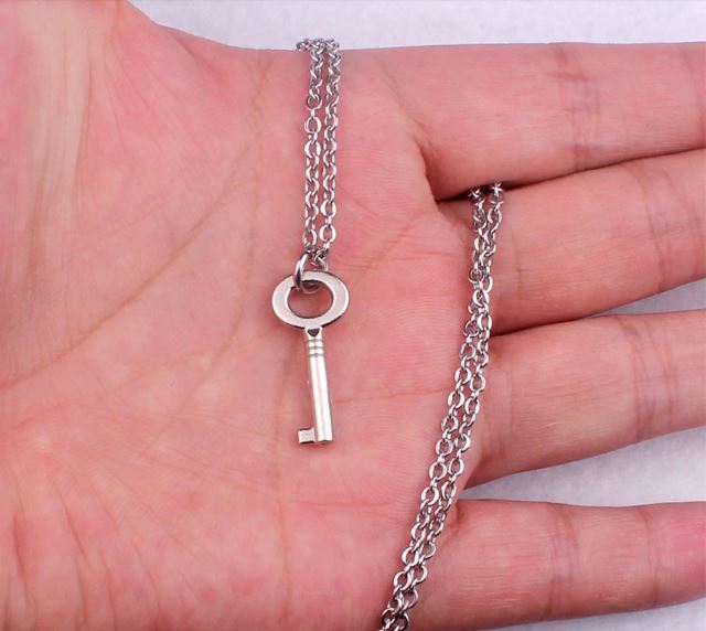 Heart Necklace - ROCKmint