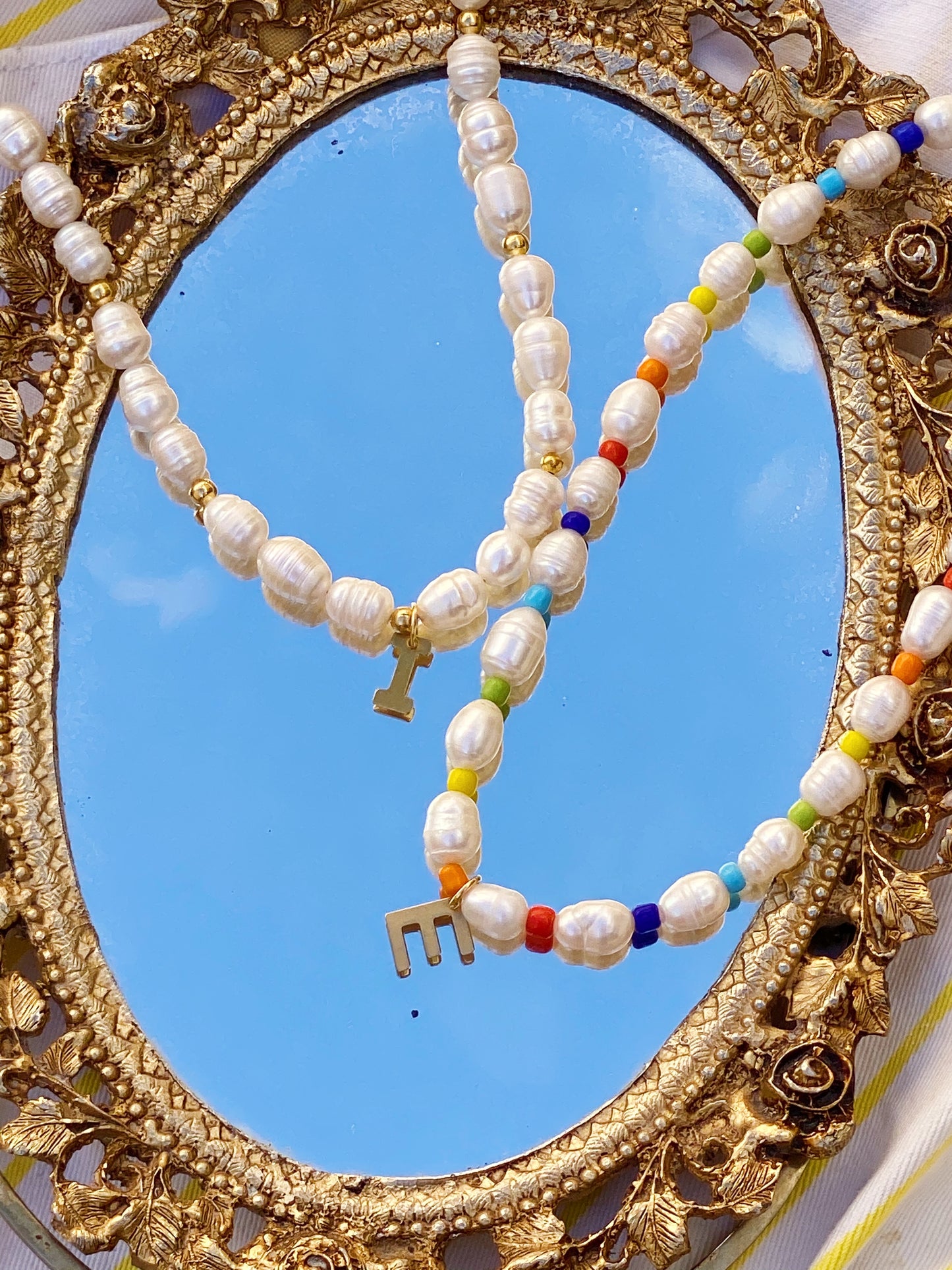 Freshwater Pearls Color Necklace con o sin inicial - ROCKmint