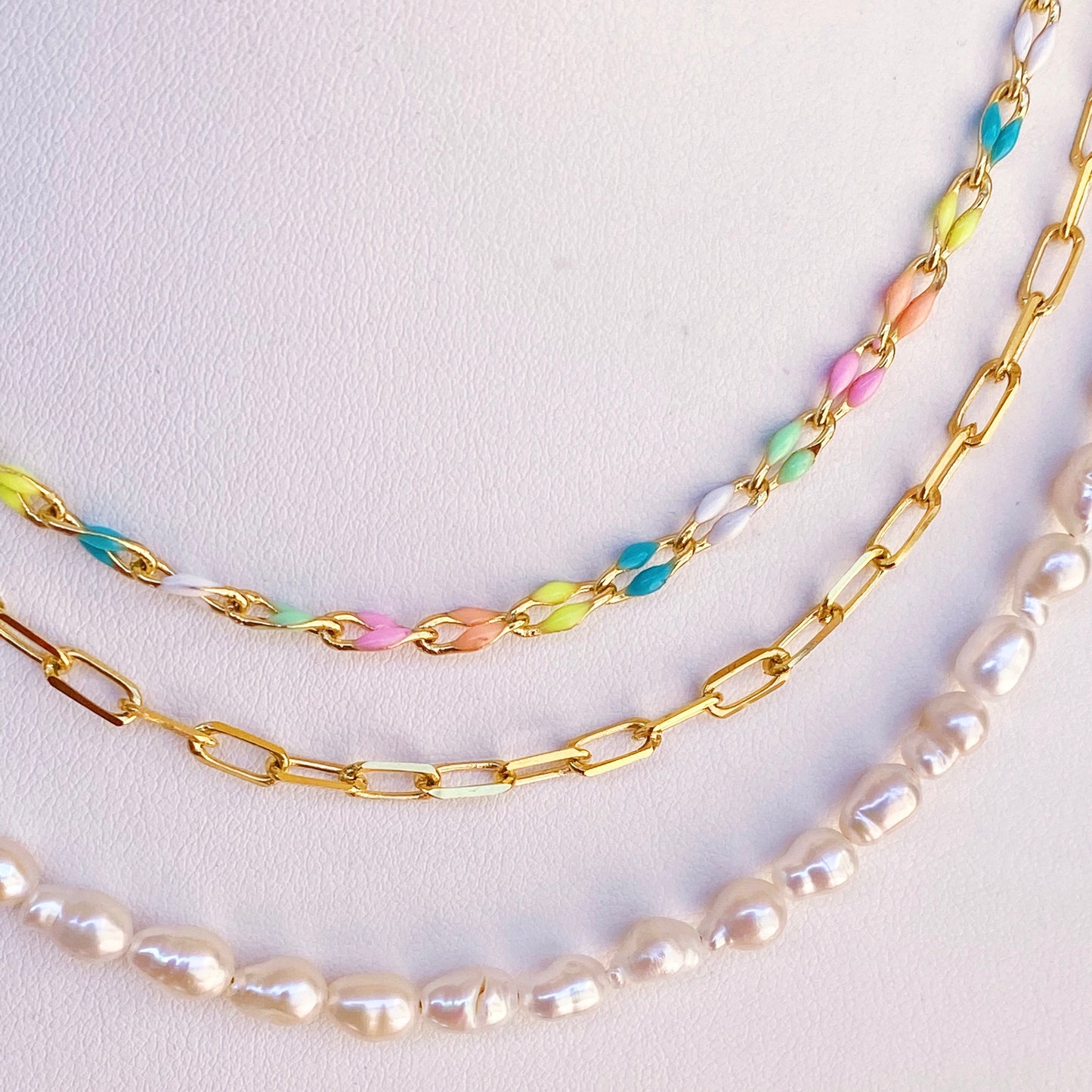 Love Ties Pearl Necklace