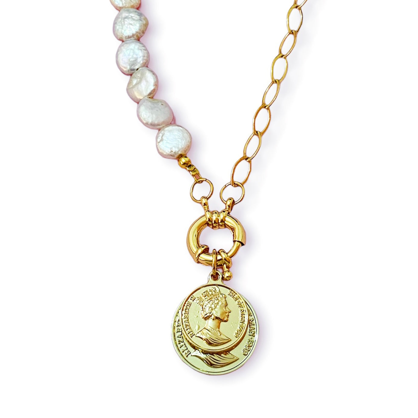 Queen Pearl Lust Necklace