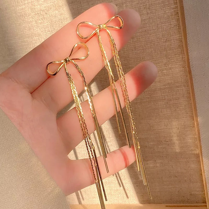 Gold Bow Earrings - ROCKmint