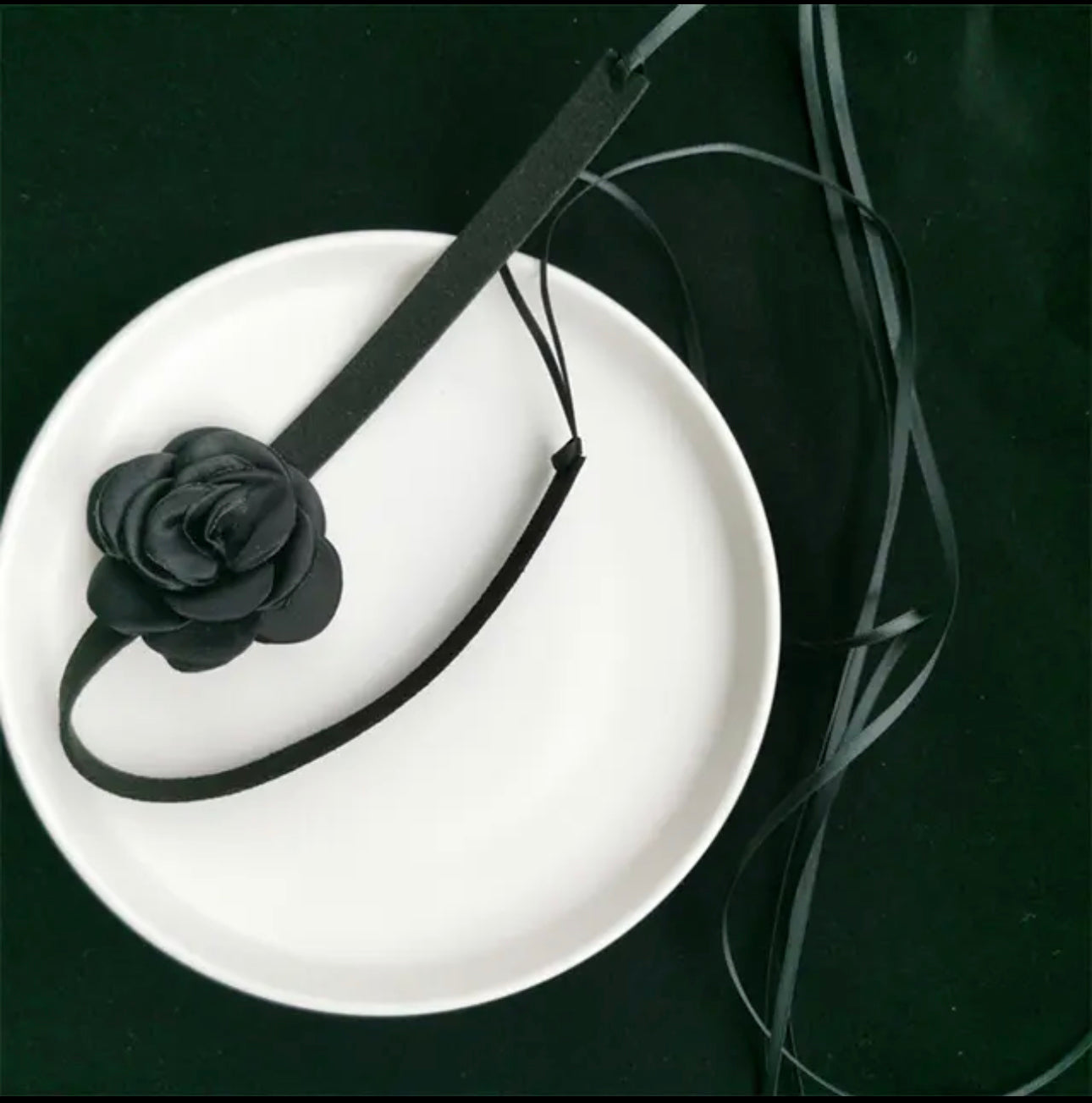 Cloth Black Flower Choker