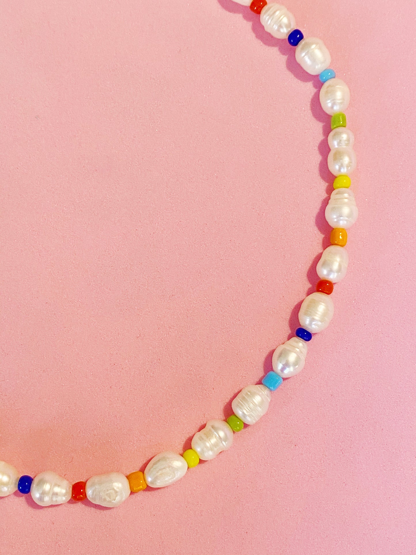 Freshwater Pearls Color Necklace con o sin inicial - ROCKmint