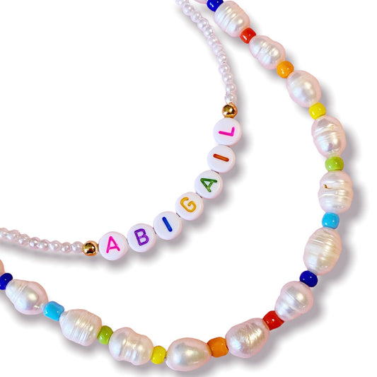 Freshwater Pearls Color Necklace con o sin inicial