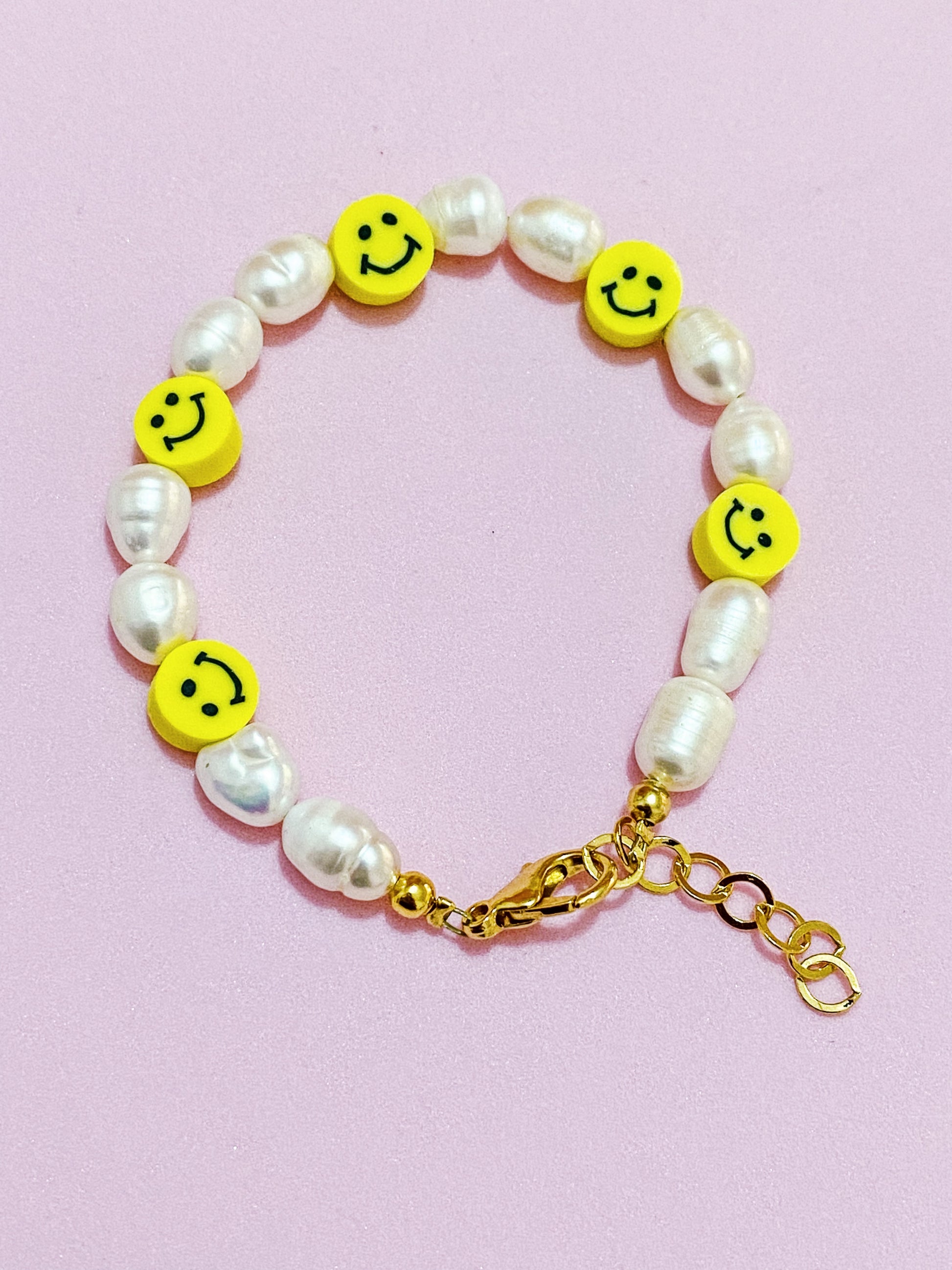Yellow Smiley Bracelet - ROCKmint