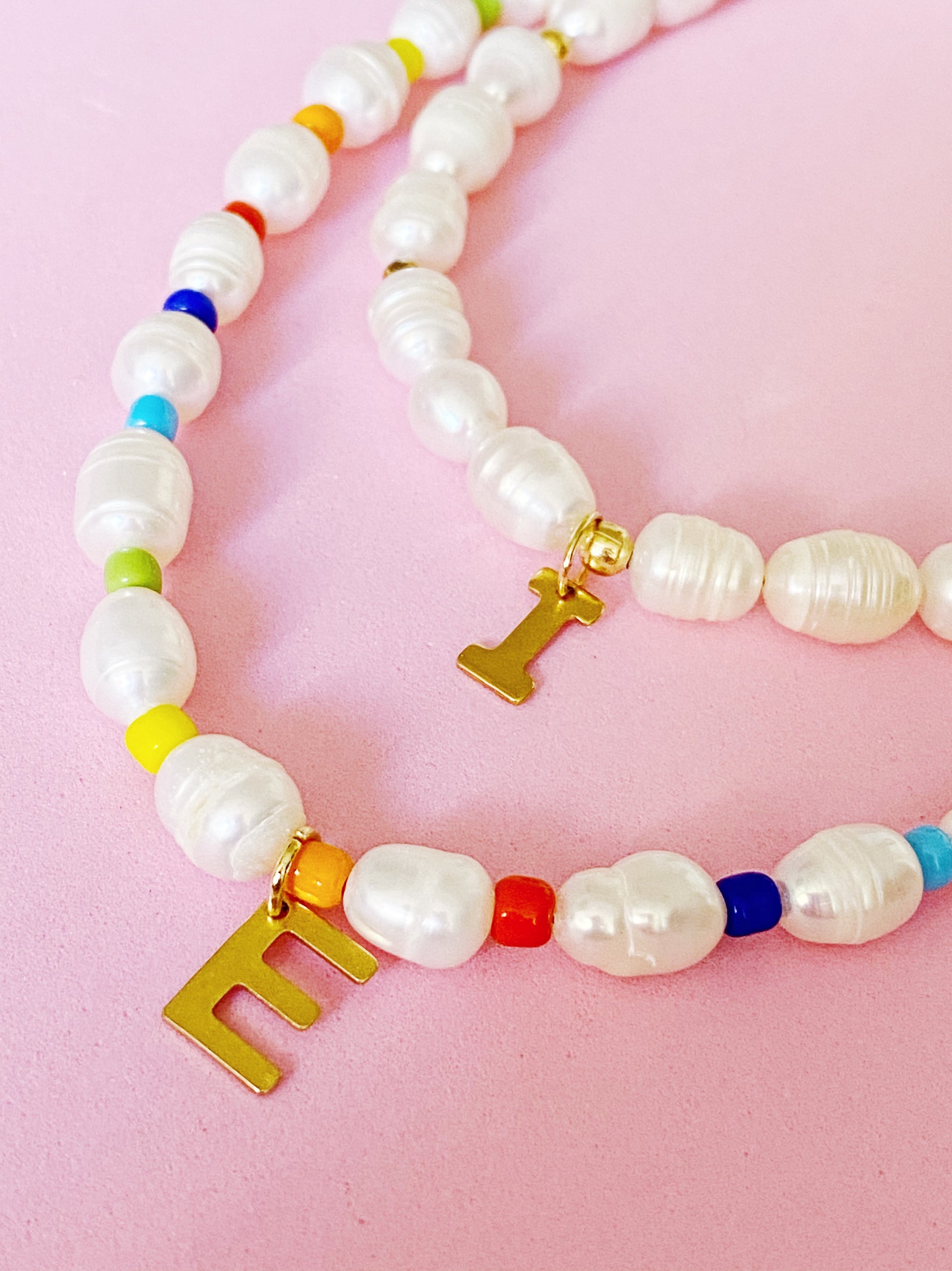 Freshwater Pearls Color Necklace con o sin inicial - ROCKmint